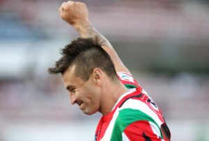 “El Pájaro canta hasta morir”: hizo 2 y venció Palestino