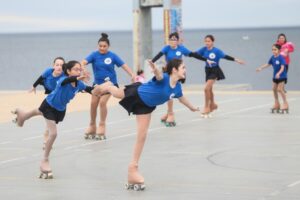 Academia Austral de Patinaje realizó intervención urbana