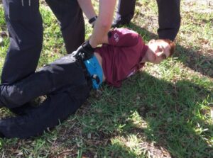 FBI había sido alertado sobre intención del autor de tiroteo en Florida de cometer un ataque