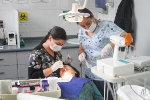 “Punta Arenas Sonríe” mejoró la salud  bucal de 1.171 puntarenenses en un mes