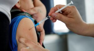 Ministerio de Salud evalúa la posibilidad de adelantar la vacunación contra la influenza