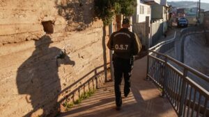 Disparan a vehículo que atropelló a carabinero