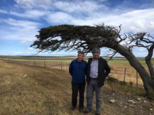 Ministro del Medio Ambiente de visita en Magallanes  para conversar con comunidad indígena