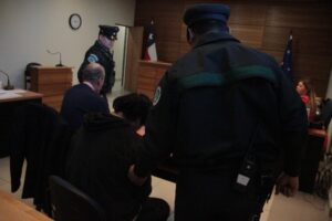Más de cinco años de cárcel arriesga padre que dio de beber a su hija para abusarla