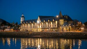 Ocupación hotelera bajó cinco puntos  en Punta Arenas, pero aumentó levemente en Torres del Paine, durante diciembre