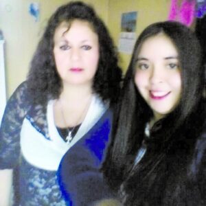 Padres magallánicos vendieron todo para costear trasplante y tratamiento de su hija