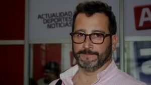 Eduardo Fuentes padece cáncer a las tiroides