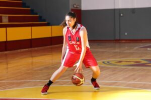 Valentina Ojeda viaja a la capital y Argentina  para potenciar su carrera basquetbolística