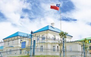 Rechazan recurso contra productora por lanzamiento de discos compactos de patrimonio Kawésqar