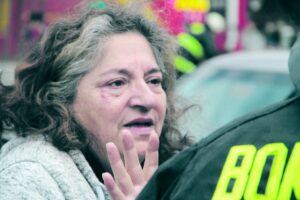 Antigua vecina de la Villa Alfredo Lorca logró escapar del fuego junto a sus tres nietas