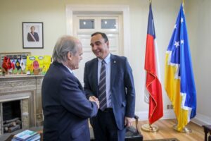 Nuevo intendente y gobernadores asumen mandato en Magallanes