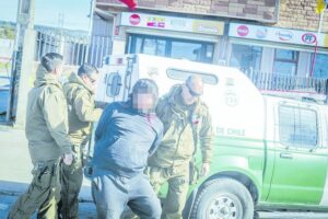 Arresto domiciliario para menor  que robó en  minimarket