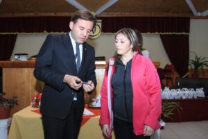 Juntas de vecinos se organizan hasta por WhatsApp para combatir la delincuencia