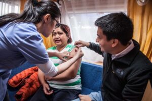Trescientos vecinos se vacunaron contra la influenza