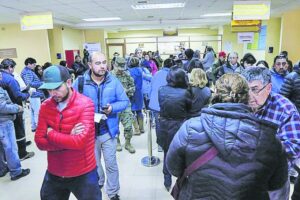 Locales de renovación de permisos de circulación no atenderán este fin de semana