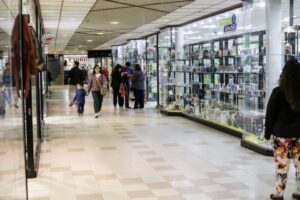 Comercio en Semana Santa abrirá normalmente