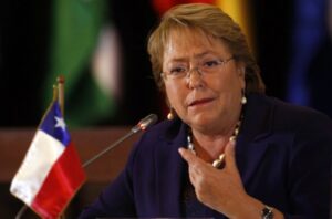 Bachelet hace un llamado a la oposición