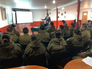 Fiscalía capacitó en violencia intrafamiliar a Carabineros