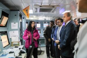 “El próximo verano se espera iniciar el tendido de los primeros trazados de fibra submarina”