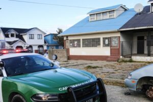 Asalto en almacén dejó a dos adultos mayores constatando lesiones