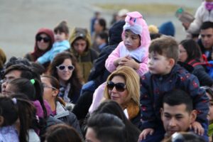 Cientos de personas disfrutaron  ayer con la celebración de Pascua