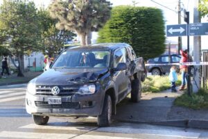 Conductor de nacionalidad argentina no respeto disco pare y colisionó contra camión