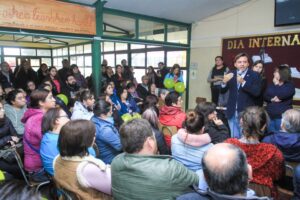 Municipio compromete soluciones a  padres de Escuela Pedro Pablo Lemaitre