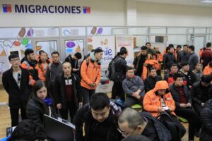 Científicos chinos pasaron  de “náufragos” a indocumentados