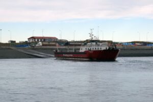 Tránsito de ferrys por cruce Primera Angostura permanecerá cerrado hasta el viernes