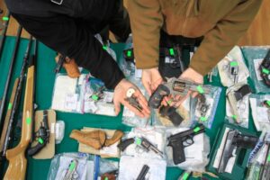 Más de un centenar de armas serán  llevadas a Santiago para ser destruidas