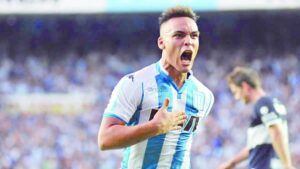 La “U” agrupa todas sus fuerzas para frenar a Lautaro