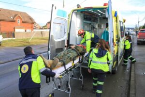 Colisión múltiple dejó a militar herido en Avenida Los Flamencos