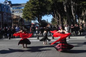 Con Osvaldo Cádiz se inauguran las  celebraciones del Día de la Danza en Magallanes