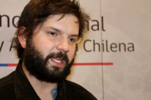 Indignación magallánica ante fuerte alza de pasajes por huelga de Latam