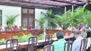 Gobierno de Colombia y la guerrilla  reanudan las negociaciones de paz