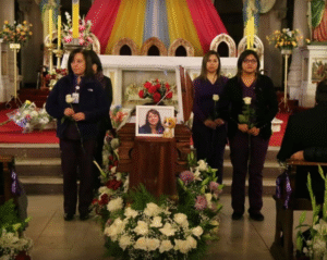Familiares y colegas despiden a la ex directora del Cesfam Mateo Bencur.