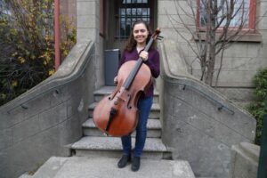 Magallánicos disfrutaron del Concierto de violoncello de la suiza Chiara Enderle