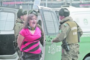 Mujer que acuchilló a anciana afirma que  actuó en venganza por rencillas laborales