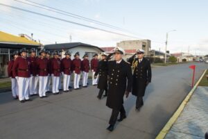 Barrio Prat salió a homenajear a  las Glorias Navales en Mes del Mar