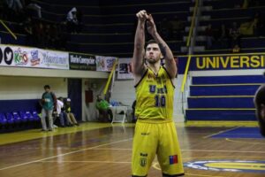 Carlos Lauler: el magallánico basquetbolista que se pondrá la “Roja” en los Juegos Odesur