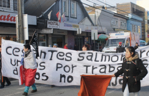Pescadores de Chiloé celebran fallo  de la Suprema por vertimiento de salmones