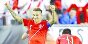 Capitanes de los equipos que enfrentará Peru en Rusia apoyan a Guerrero