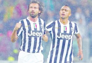 Arturo Vidal participó de la despedida de Andrea Pirlo aunque sin jugar