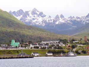 Gobernador de la Provincia Antártica solicitó al Gobierno recursos para subsidiar el gas