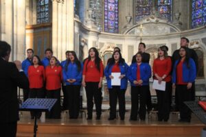 Excelente participación del Coro Centenario de la Patagonia en Francia