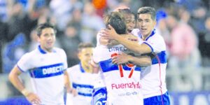 Universidad Católica gustó, ganó y es más líder que nunca