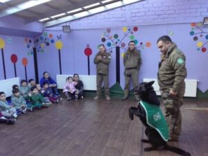 Carabineros realiza una serie de charlas informativas para la comunidad
