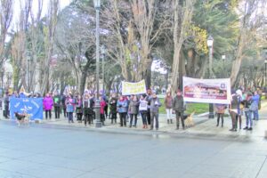 Alcalde asistirá a mesa de diálogo con  profesores si van “todos de una vez”