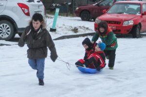 Primera nevada del año: a tener mayores resguardos al conducir