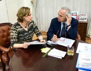 Senadora Goic pide destrabar conflicto actual en educación